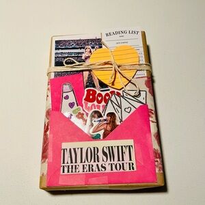 Taylor Swift Blind Date Book – Lover Era -Favorite Song / genre